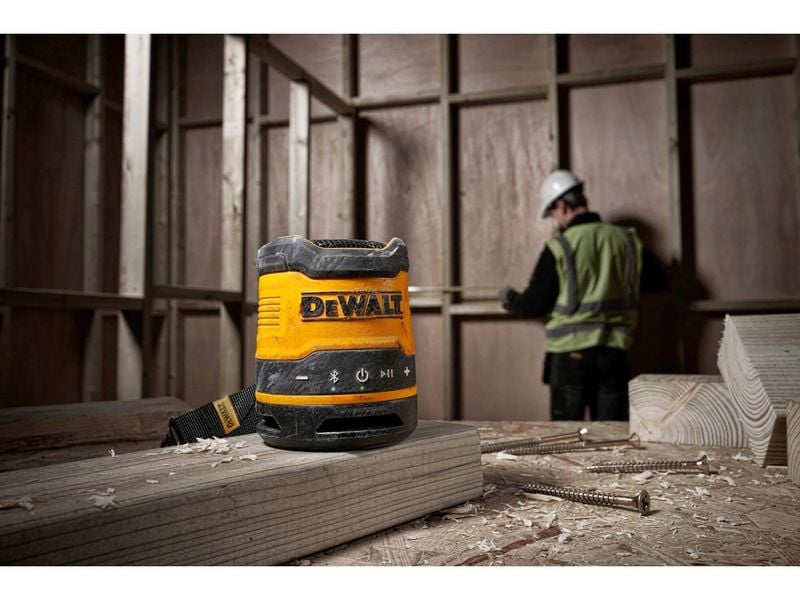 DEWALT Bluetooth Speaker USB-C Rechargeable Gelb