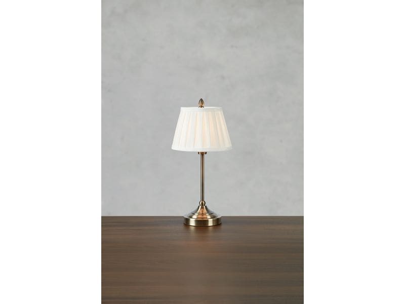 Markslöjd Oxford Tischleuchte Weiss/Kupfer