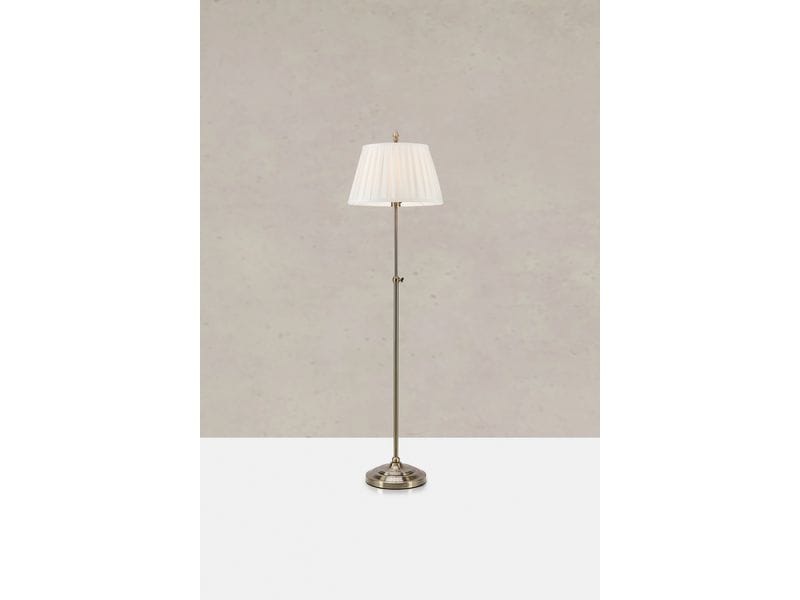 Markslöjd Oxford Stehleuchte Weiss/Kupfer