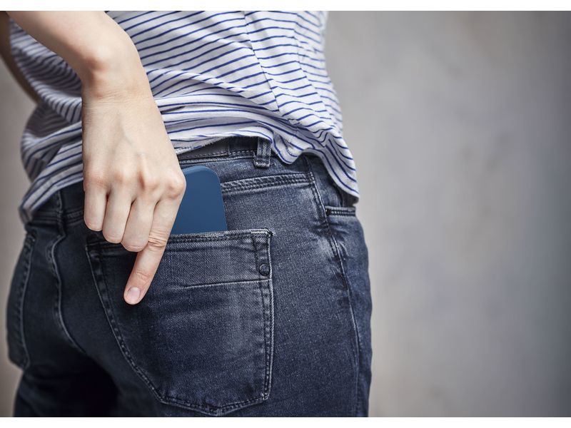 Cellular Line Back Cover Sensation+ iPhone 15 Blue