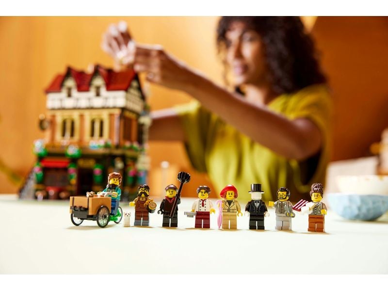 LEGO® Icons Eckhaus im Tudorstil 10350