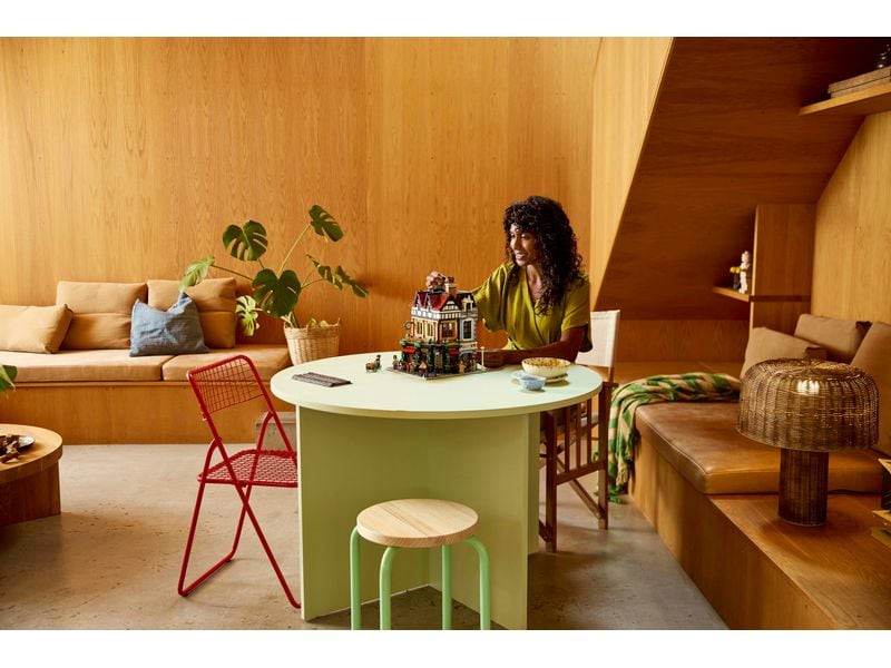 LEGO® Icons Eckhaus im Tudorstil 10350