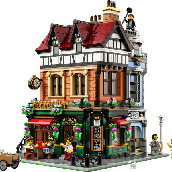 LEGO® Icons Eckhaus im Tudorstil 10350