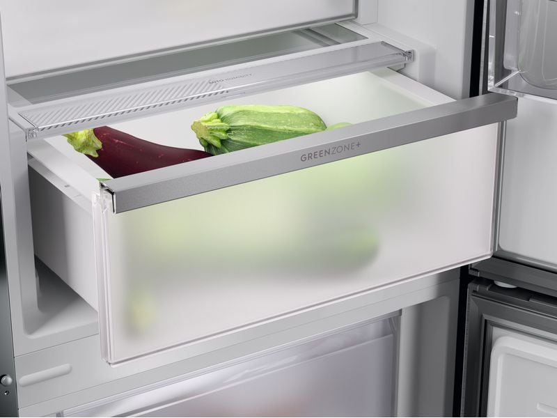 Electrolux Kühl-Gefrierkombination SB330NICN Rechts/Wechselbar