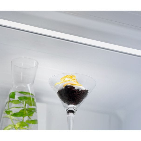 Electrolux Kühl-Gefrierkombination SB481NMS Rechts/Wechselbar