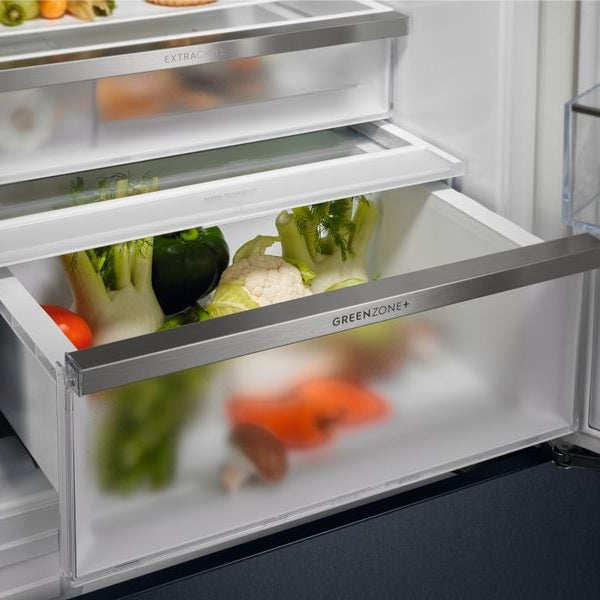 Electrolux Einbau-Kühl-Gefrierkombination IK2581BNR Rechts/Wechselbar