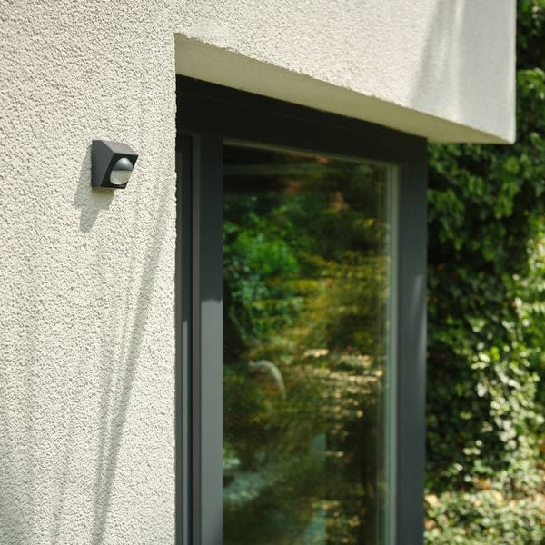 OSRAM Smart+ WIFI outdoor motion Sensor Schwarz