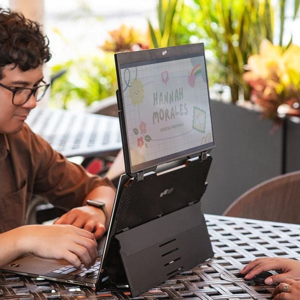 Mobile Pixels Monitor Duex Float 15.6