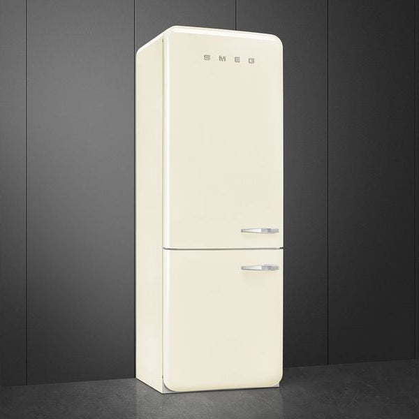 SMEG Kühl-Gefrierkombination FAB38LCR6 Crème, Links
