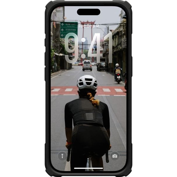 UAG Back Cover Plasma XTE MS Kickstand iPhone 17 Pro Clear