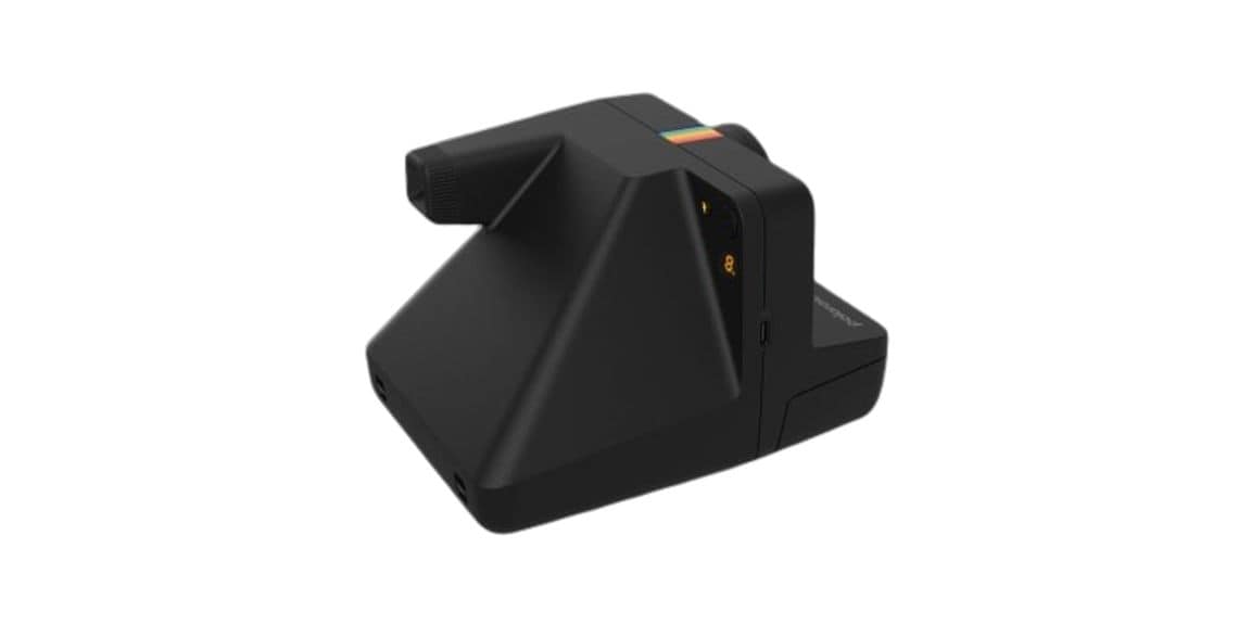 Polaroid Fotokamera Now Gen 3 + Color Film Bundle Schwarz