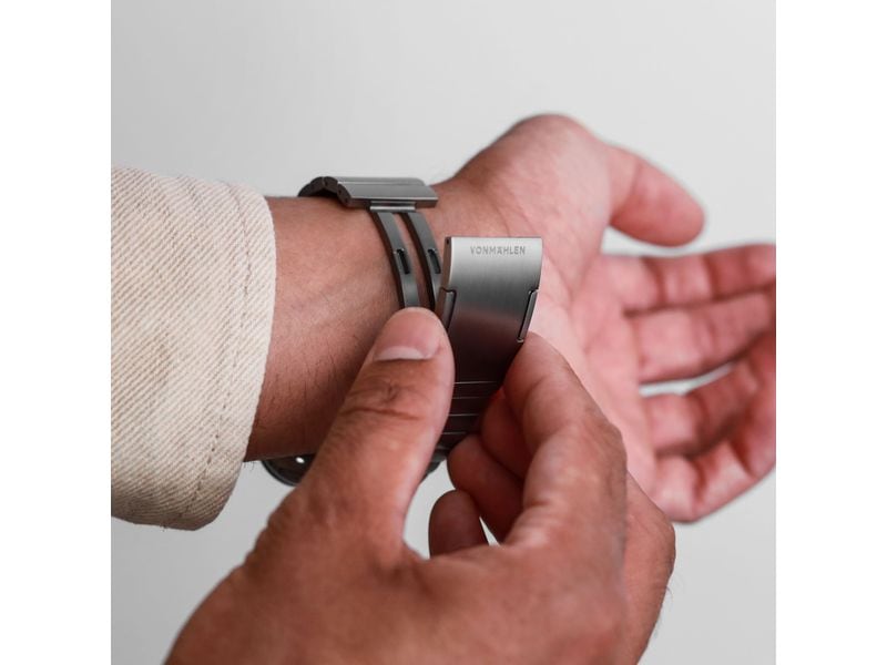 Vonmählen Armband Pro One Size Apple Watch 44/45/46/49 mm Silver