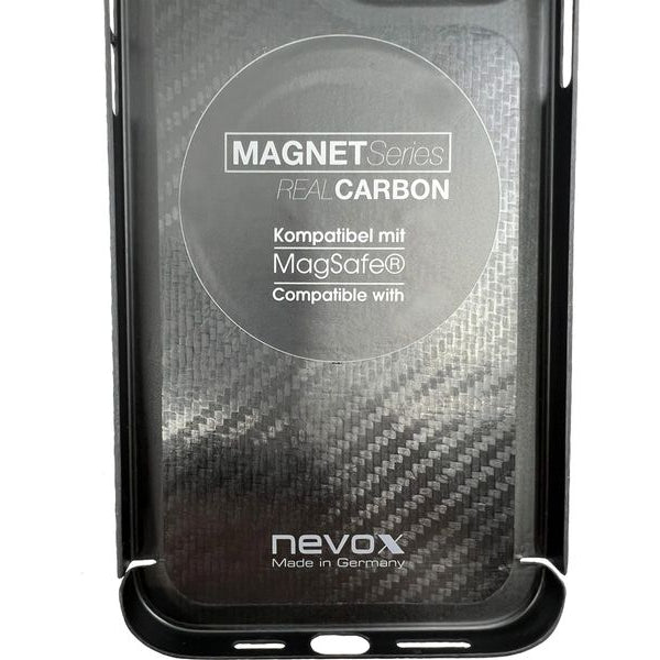 Nevox Back Cover Carbon Series MagSafe iPhone 17 Schwarz