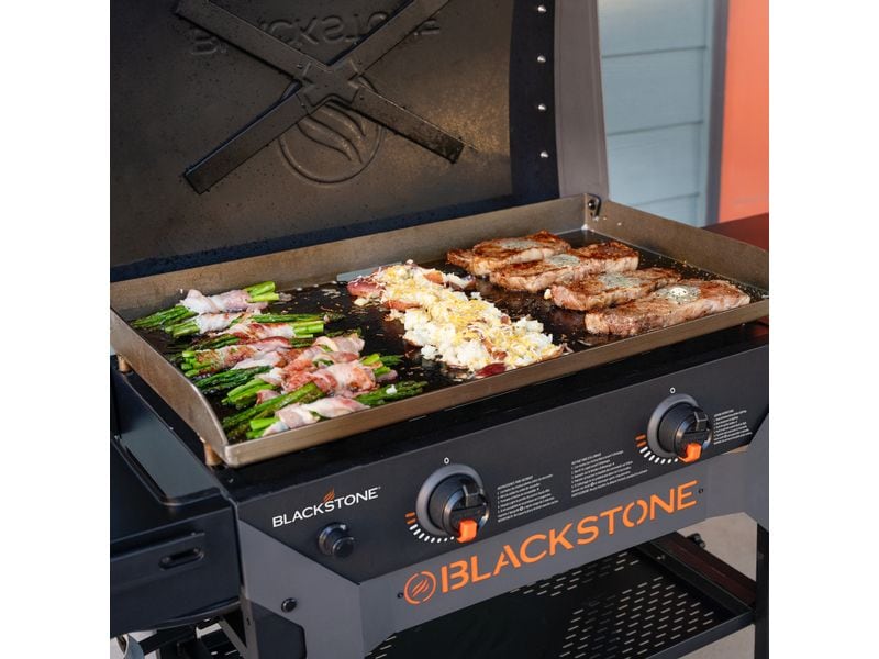 Blackstone Gasgrill mit 28-Zoll-Grillplatte und Haube