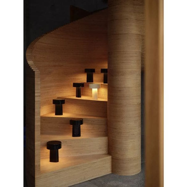 Zone Denmark Tischleuchte Oblong Schwarz