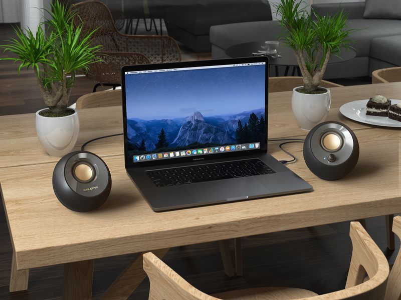 CREATIVE PC-Lautsprecher Pebble V2