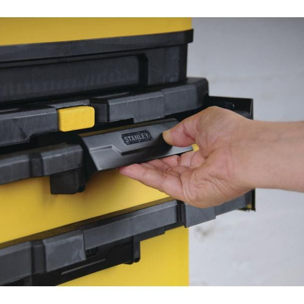 Stanley Werkzeugbox mit Rollen