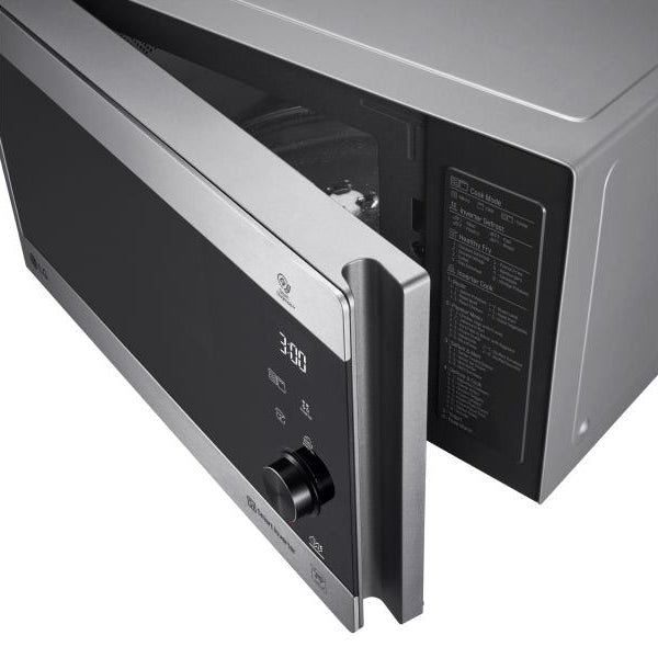LG Mikrowelle NeoChef MH6565CPS Silber