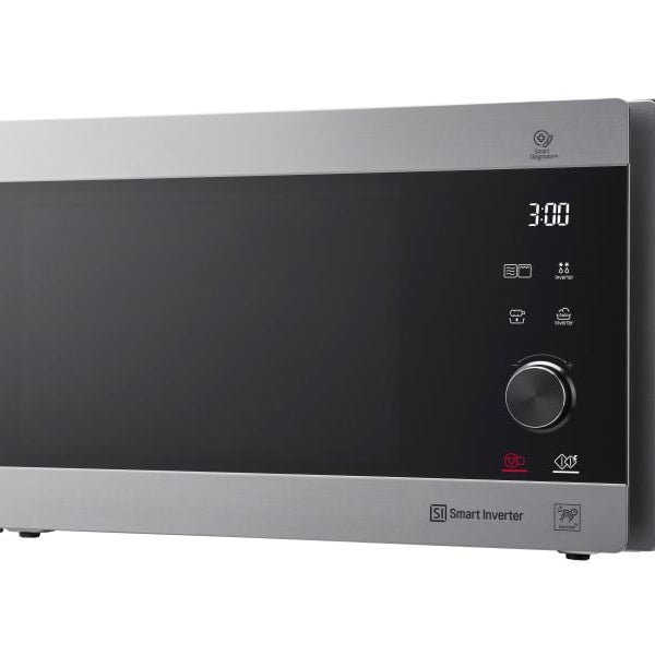 LG Mikrowelle NeoChef MH6565CPS Silber