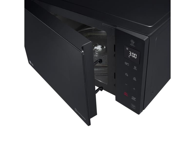LG Mikrowelle NeoChef MH6535GIS Schwarz