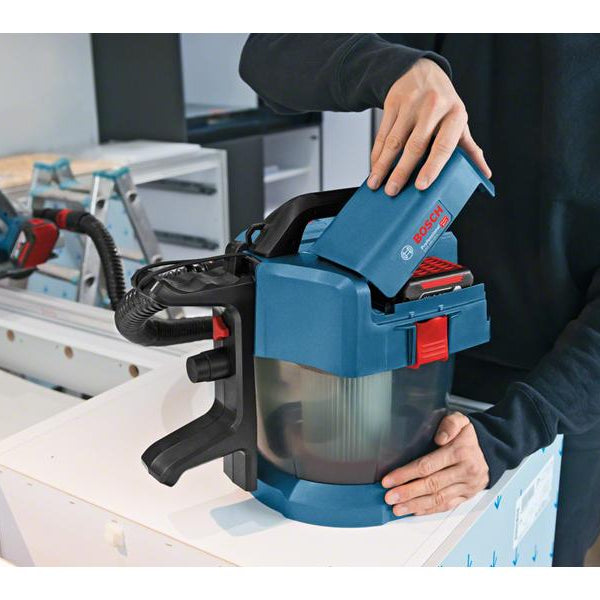 Bosch Professional Akku-Nass-/Trockensauger GAS 18V-10L Solo CLC