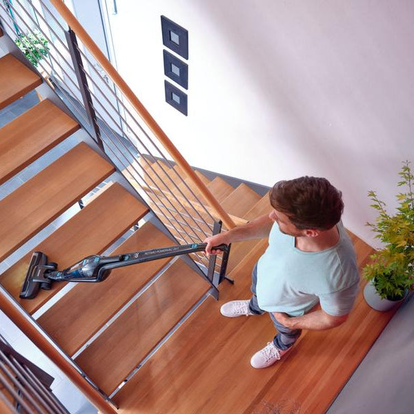 Leifheit Akku-Hand- und Stielsauger Rotaro PowerVac 2in1 Schwarz