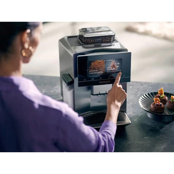 Siemens Kaffeevollautomat EQ 900 TQ905D03 Edelstahl
