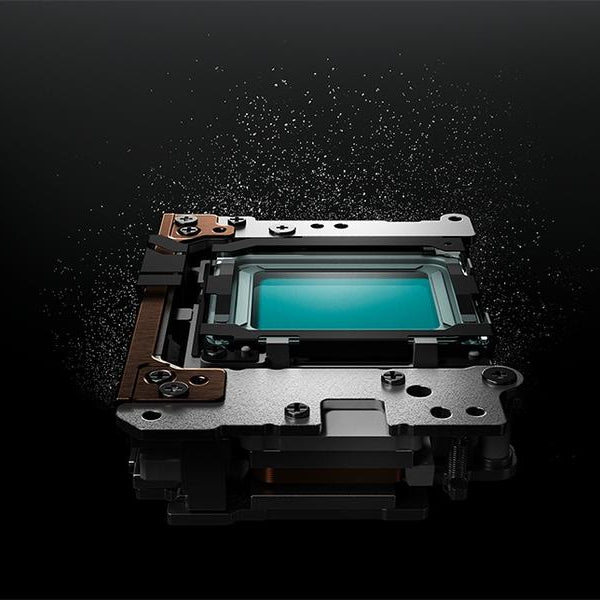 OM-System Fotokamera OM-5 M.Zuiko Digital ED 12-45 mm F/4 PRO Silber