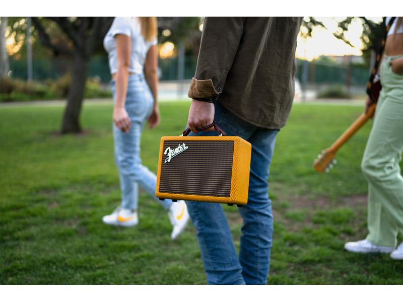 Fender Bluetooth Speaker Indio 2 Gelb