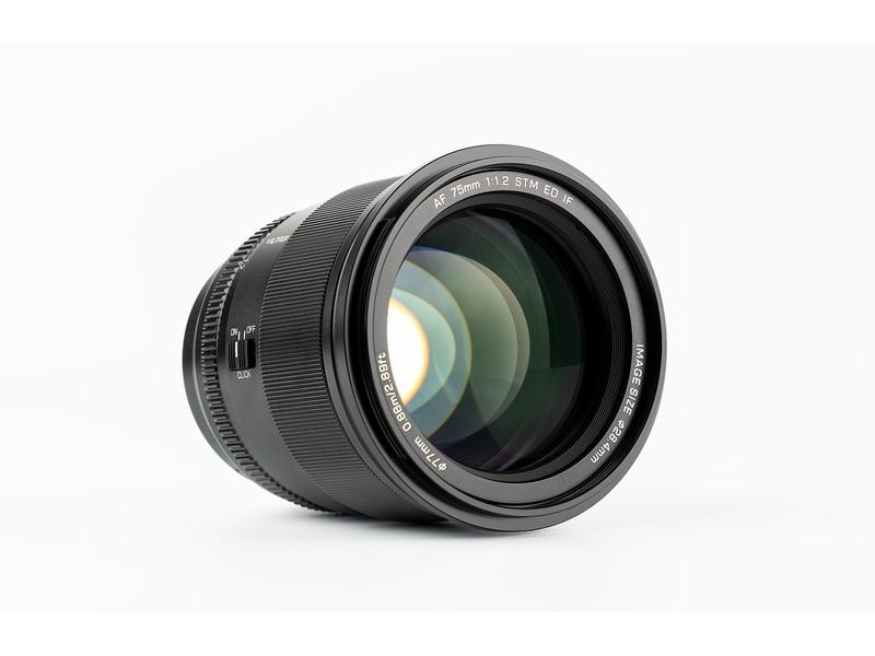 Viltrox Festbrennweite AF 75mm F/1.2 – Sony E-Mount