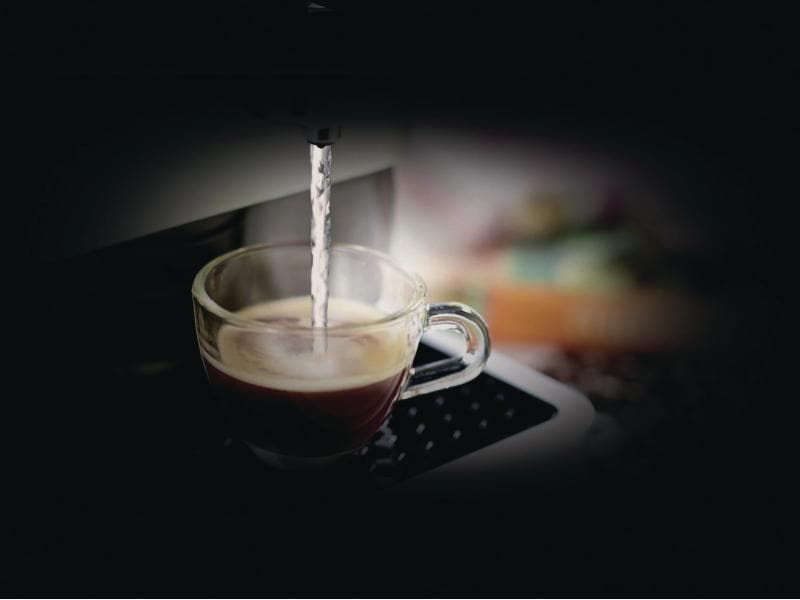 Koenig Kaffeevollautomat Finessa Milk Weiss, Schwarz