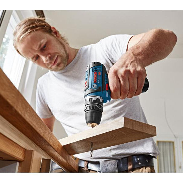 Bosch Professional Akku-Bohrschrauber GSR 12 V-15 FC Kit 2x 2.0 Ah + Aufsätze