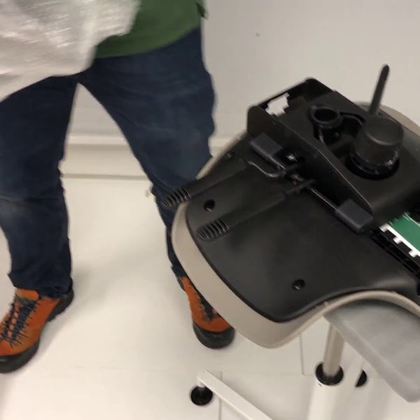 HÅG Bürostuhl Capisco Puls 8010 mit Fussring Schwarz